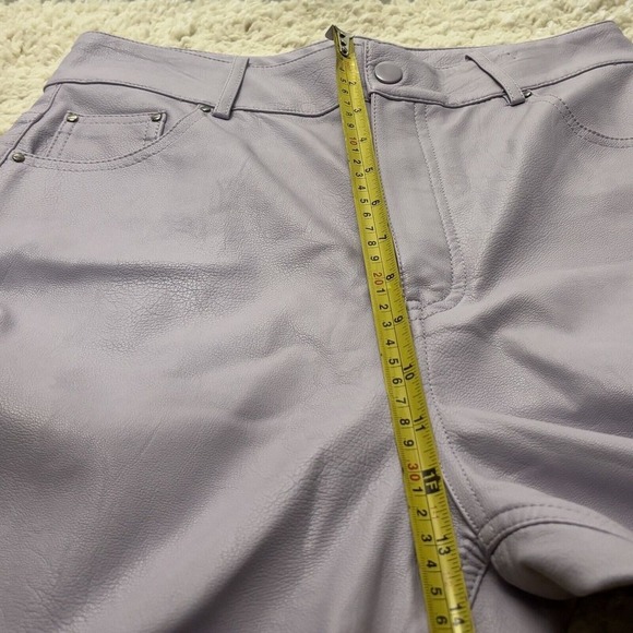 Zara High Waisted Lilac Faux Leather Trousers M Raw Hem 30x30 Hipster Skate‎ Emo - Picture 9 of 16